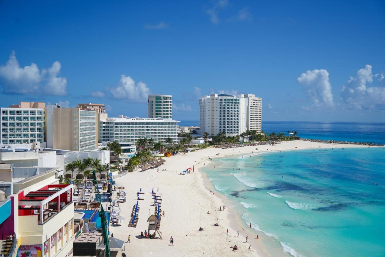 Luxury Caribbean Condos By Salvia Cancun BeachFront Exterior foto